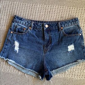 Refuge shorts size 8